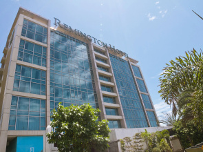 Holiday Inn Express Manila Newport World Resorts