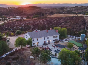 Warhol by Avantstay Expansive Estate Stunning Wine Cty Views