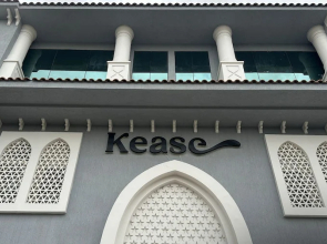 Al-Mutamarat A-12 Timeless History AZ11