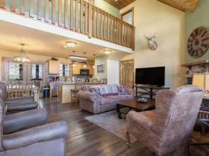 Fox Hollow Family Lodge