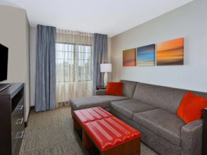 Staybridge Suites Detroit-Utica by IHG