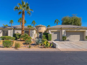Private Home w Pool & Spa Family Friendly
