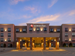 Best Western Plus Centralia Hotel & Suites