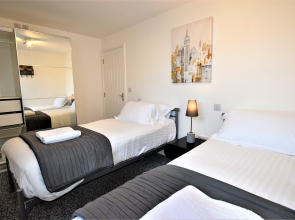 Your Apartment Brunel Loft - No.1