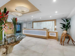 Best Western Beachcomber Hotel