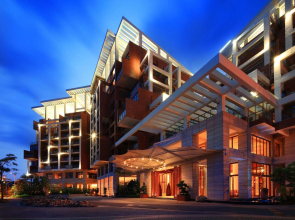 Man Wan Harmona Resort