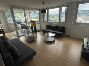 Dream View Apt With Homecinema Netflix Loggia