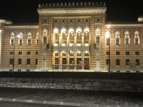 Lovely apartment in Old town 400m from city center Sebilj