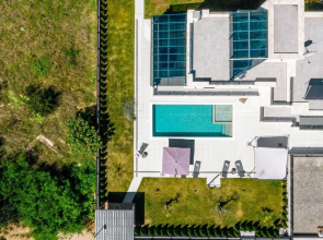 Beautiful Home in Porec with Outdoor Swimming Pool, Hot Tub & 6 Bedrooms