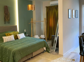 Luxury-1bed Apartment With Porch in Greece