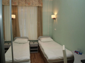 Невский просп., 105