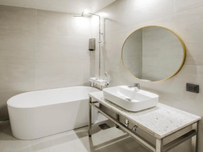 Hotel The Castle Jamsil