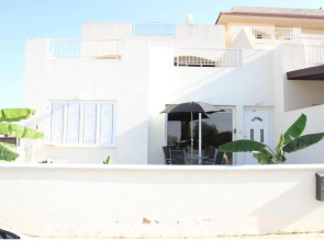 Lovely 2 bedroom ground floor apartment