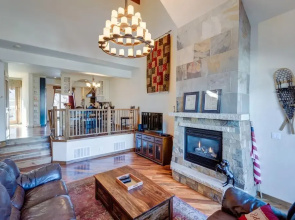Bear Trail Luxury 5 Bedroom Townhouse