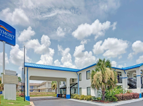 Travelodge by Wyndham Montgomery East