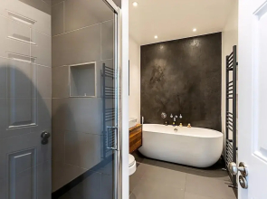 Rustic and Contemporary Haven in Brixton