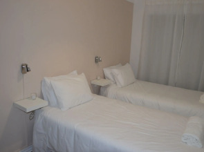 Lx Center Guesthouse