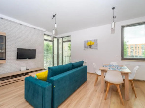 Golden Apartments Garden Gates