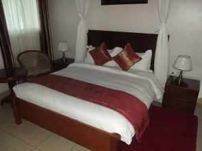 M P Hotel