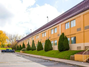 Clarion Inn & Suites Fairgrounds