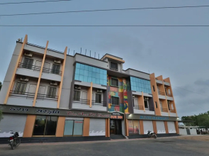 OYO 40463 Sun Inn