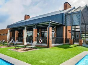 Alimama Spaces: The Manson's Green Park