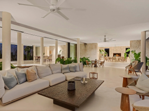 Magnificent 5BR Modern Tropical Villa With Pool