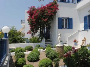 Giannis Hotel Apartments