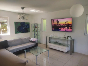 Sunnyside Villa 2King BR Free Parking Near Beach