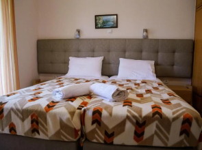 Zotos Rooms