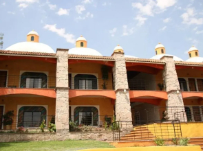 Hotel La Escondida