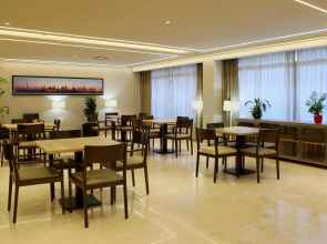 Aparthotel PYR Fuengirola