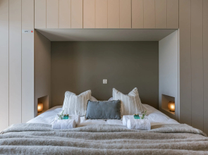 Bright Apartment With Parking Near the Beach