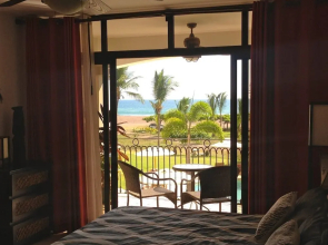 3 Bedroom Condo w/ Ocean View - Tres Regalos 201N by RedAwning