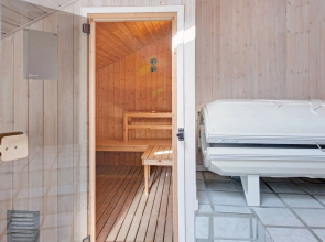 Chic Holiday Home In Nexø With Whirlpool