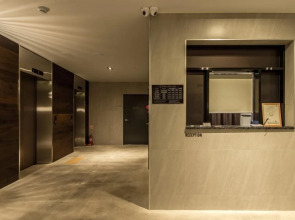 Brown Dot Hotel Hadan