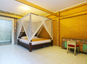 Indopurejoy House