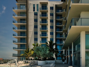 Landing Furnished Apartments - Naples, FL