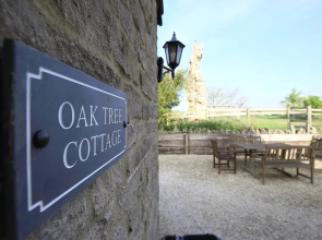 The Old Oak Tree Barn