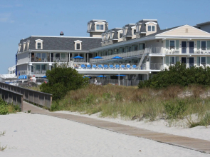 Fleur De Lis Beach Motel