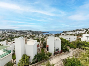 Sea View Huge Private Villa With Terrace in Bodrum