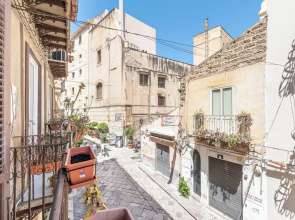 Giudici Three Bedrooms Apartment by Wonderful Italy