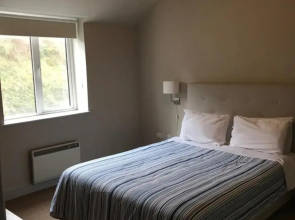 Inchydoney Apt 6, Block D