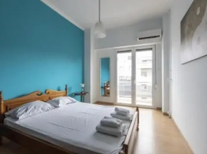 Fully Renovated 2 Bedroom Apt in Piraeus