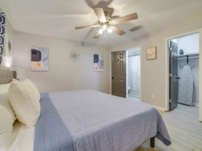 Tallahassee Home w/ Private Deck: 4 Mi to Downtown