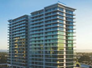 Elston Apartments - Q Stay