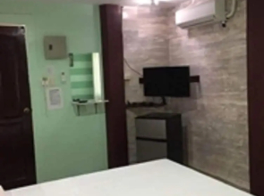 HR Hotel Bar and Restaurant