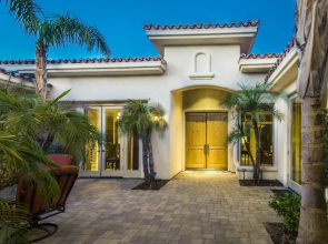 Rat Pack Retreat - Four Bedroom Home