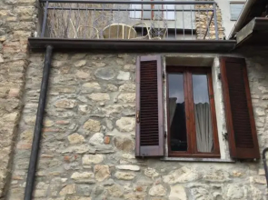 Varzi sotto i portici