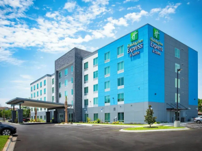 Holiday Inn Express & Suites Pensacola Airport Nor